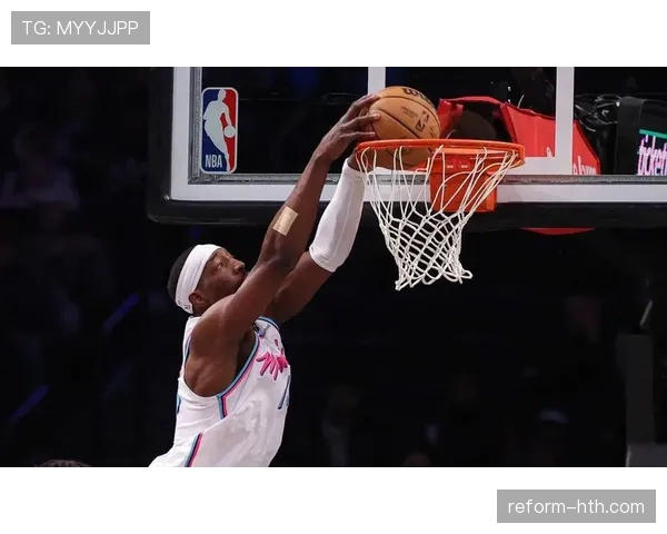 爱德华兹无球切入效率提升，主导森林狼进攻拉开空间